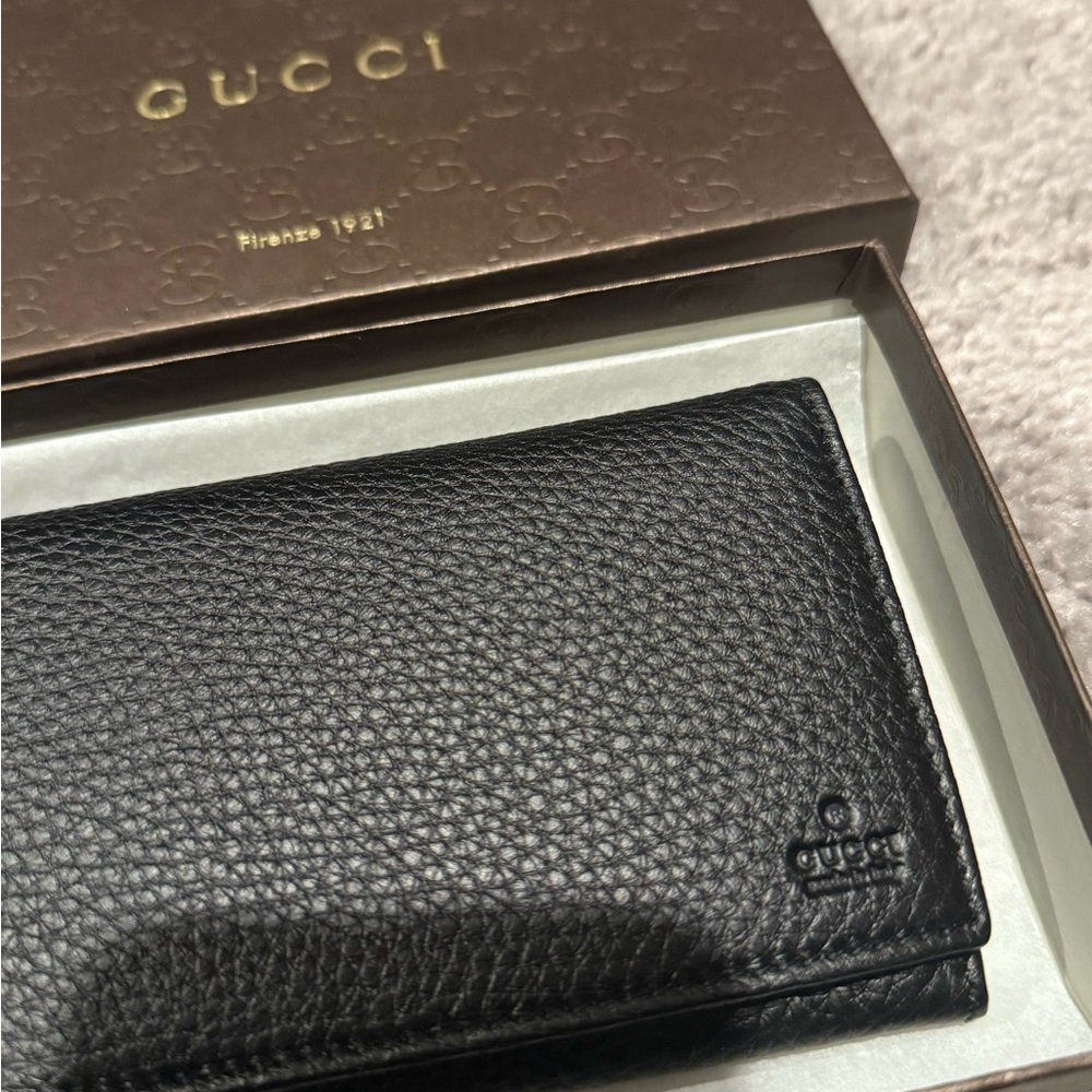 Gucci Bifold black wallet